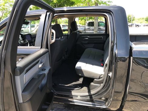 Used 2020 RAM 1500 Big Horn AWD/4WD image 25