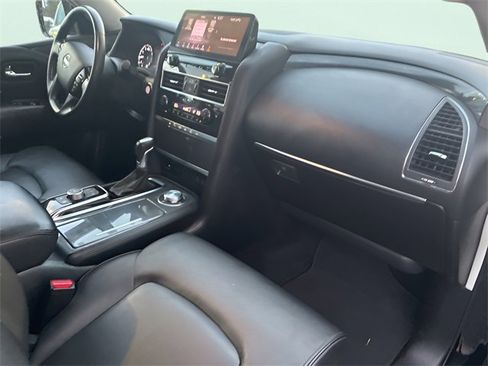 Used 2022 Nissan Armada SV image 13