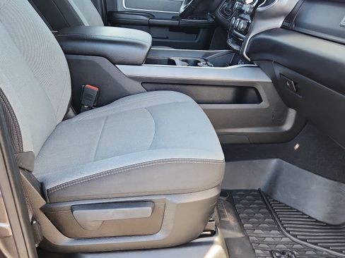 Used 2021 RAM 2500 Big Horn w/ Level B Equipment Group image 13