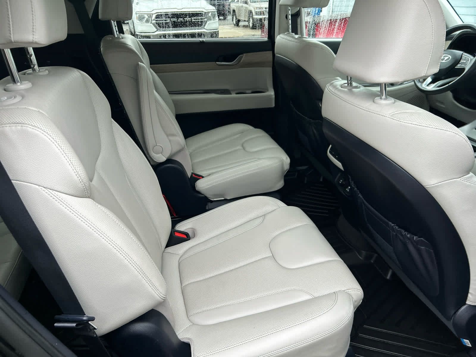 Used 2022 Hyundai Palisade SEL w/ Premium Package AWD/4WD image 30