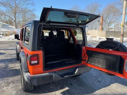 Used 2019 Jeep Wrangler Unlimited Sport S image 21