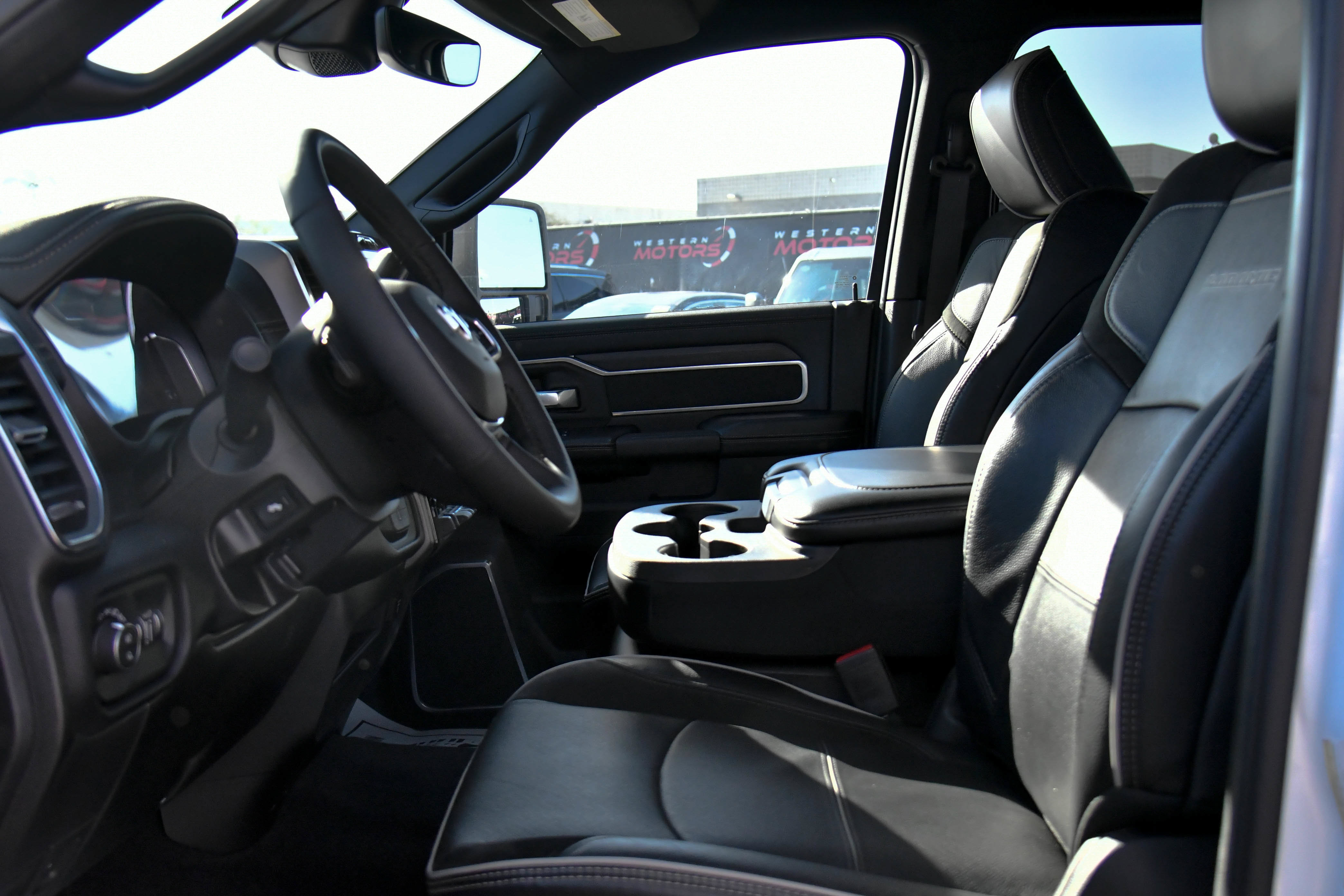 Used 2026 RAM 2500 Laramie AWD/4WD image 21