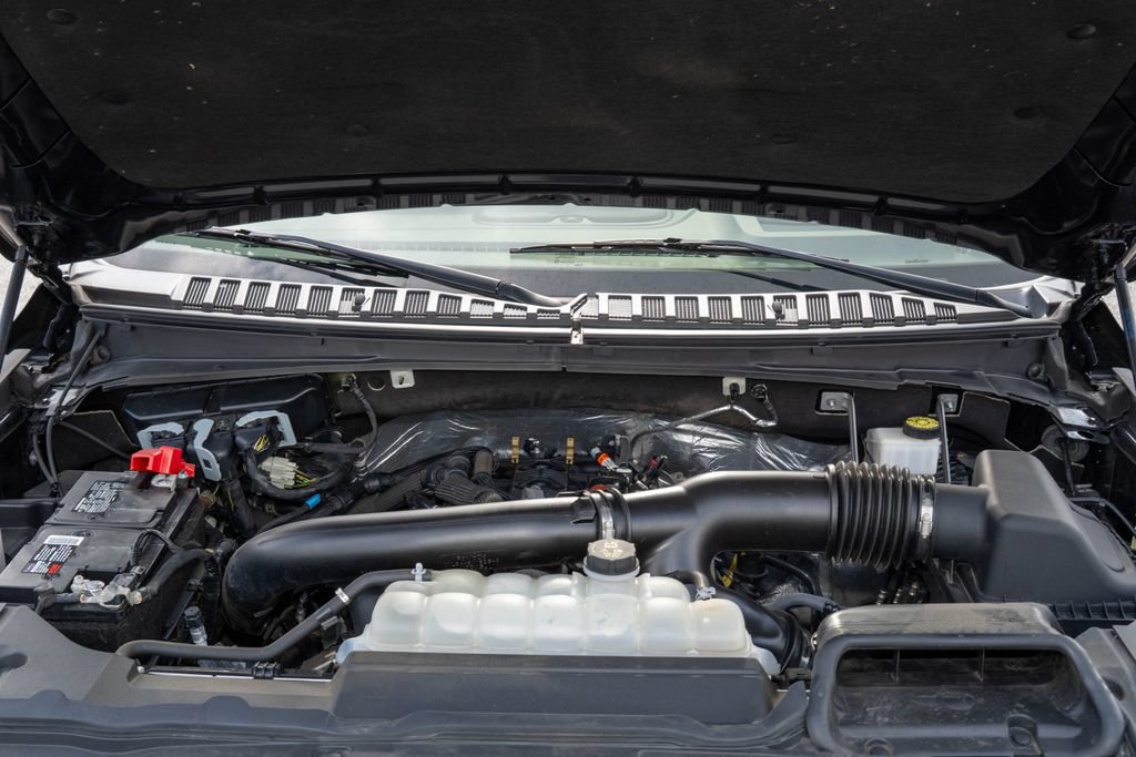 Used 2024 Lincoln Navigator Reserve AWD/4WD image 32