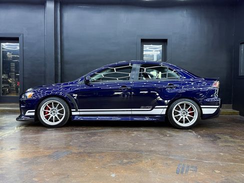 Used 2014 Mitsubishi Lancer Evolution GSR image 5