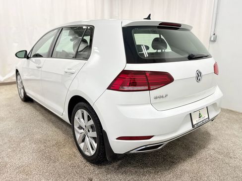 Used 2019 Volkswagen Golf SE image 6