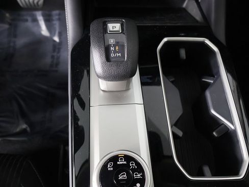 New 2026 Mitsubishi Outlander ES FWD image 44