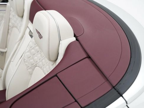 Used 2020 Bentley Continental GT image 47
