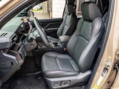 Used 2025 Toyota 4Runner TRD Pro image 29