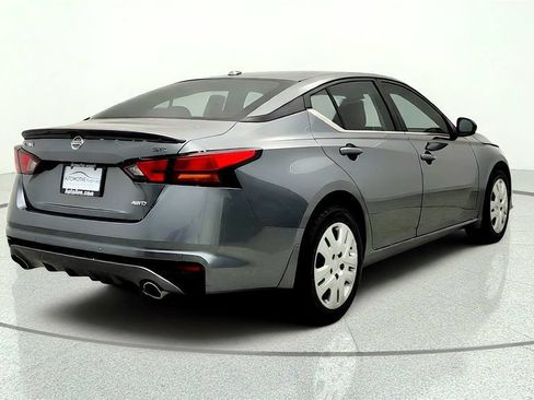 Used 2021 Nissan Altima 2.5 SR AWD/4WD image 5