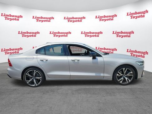 Used 2024 Volvo S60 B5 Core AWD/4WD image 2
