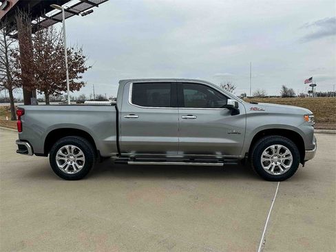 Used 2024 Chevrolet Silverado 1500 LTZ w/ Technology Package image 2