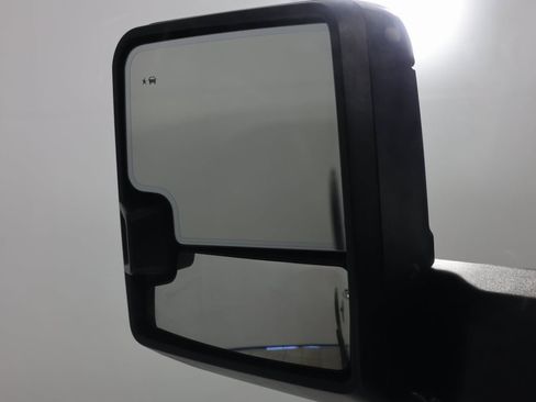 Used 2021 GMC Sierra 3500 Denali w/ Denali Ultimate Package image 19