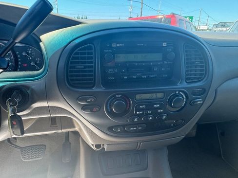 Used 2007 Toyota Sequoia SR5 image 23