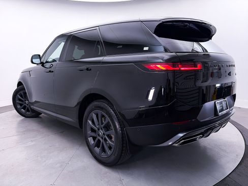 Used 2023 Land Rover Range Rover Sport SE AWD/4WD image 2