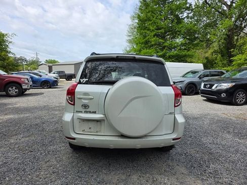 Used 2006 Toyota RAV4 Limited image 9