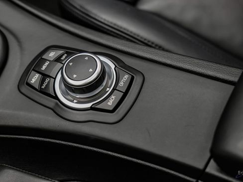 Used 2011 BMW M3 Sedan RWD image 60