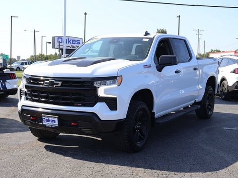 Used 2023 Chevrolet Silverado 1500 LT Trail Boss w/ Protection Package AWD/4WD image 1