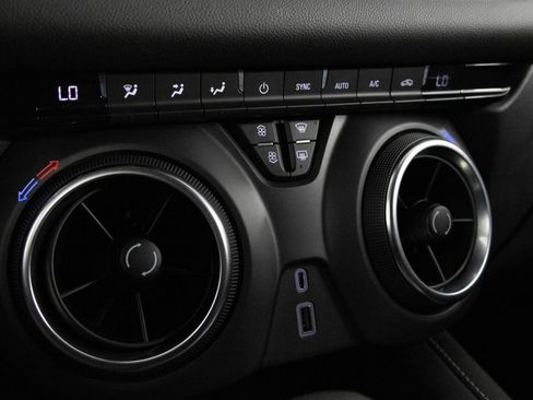 Certified 2023 Chevrolet Blazer LT w/ Driver Confidence Package image 23