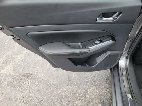Certified 2024 Nissan Altima 2.5 SL FWD image 17