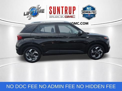 Used 2025 Hyundai Venue SEL FWD image 7