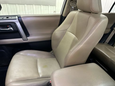 Used 2018 Toyota 4Runner Limited image 13