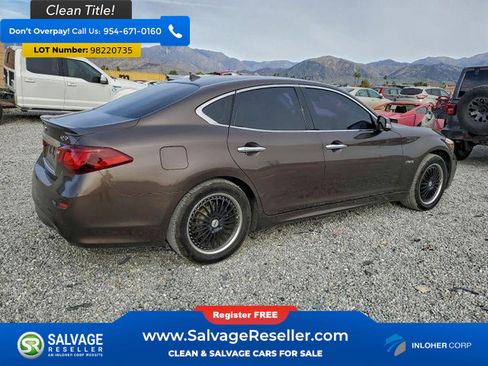 Used 2015 INFINITI Q70 Hybrid w/ Deluxe Touring Package image 4