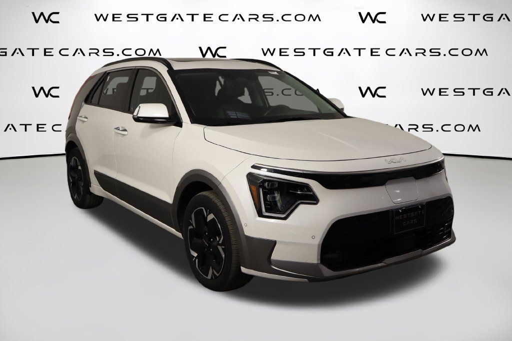 Used 2023 Kia Niro Wave w/ Wave Preserve Package FWD image 46