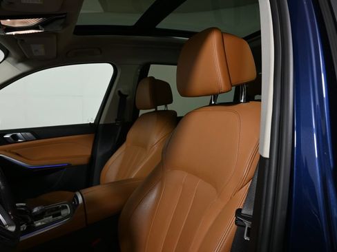 Used 2022 BMW X7 xDrive40i w/ Executive Package AWD/4WD image 5