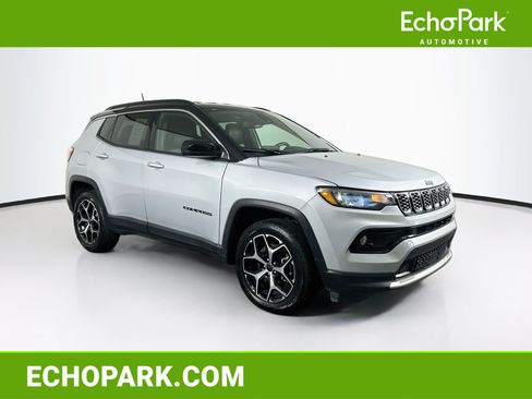 Used 2025 Jeep Compass Limited AWD/4WD image 1