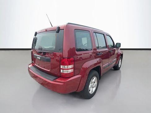 Used 2011 Jeep Liberty Sport AWD/4WD image 8