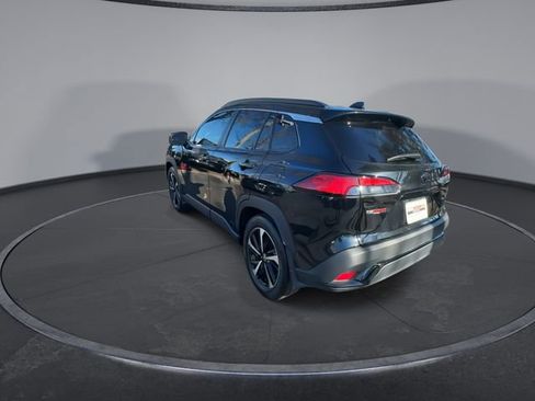 Used 2024 Toyota Corolla Cross XSE image 11