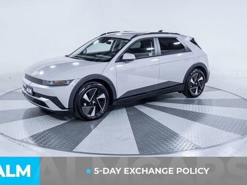 Used 2025 Hyundai Ioniq 5 SEL image 3