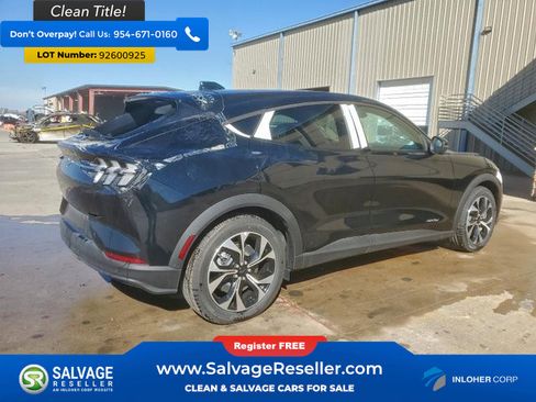 Used 2025 Ford Mustang Mach-E Select w/ Comfort Package Lite image 4