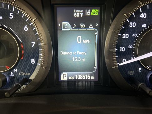 Used 2018 Toyota Sienna XLE Premium image 13