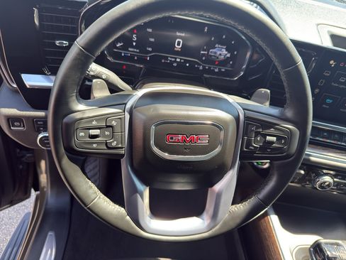 Used 2023 GMC Sierra 1500 Elevation w/ X31 Off-Road Package AWD/4WD image 18