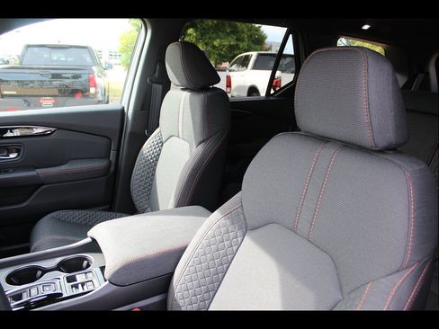 New 2026 Honda Pilot Sport image 8