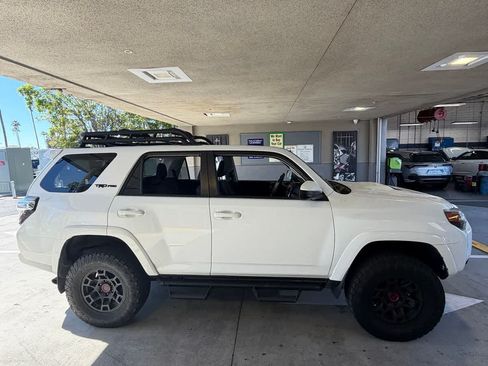 Used 2022 Toyota 4Runner TRD Pro AWD/4WD image 4
