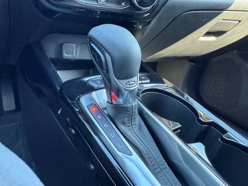 Certified 2024 Chevrolet Trax LT w/ Driver Confidence Package image 24