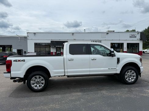 Used 2021 Ford F250 Platinum w/ Snow Plow Prep Package AWD/4WD image 16
