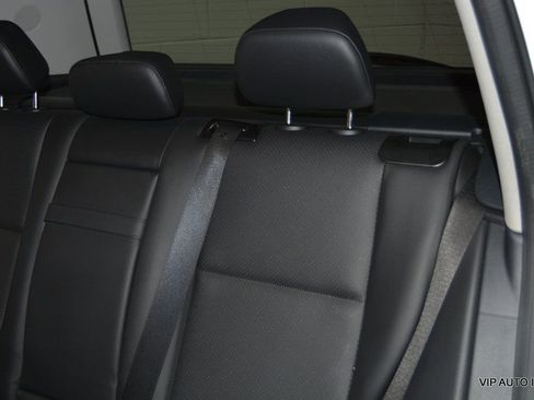 Used 2015 Mercedes-Benz GLK 350 2WD image 22