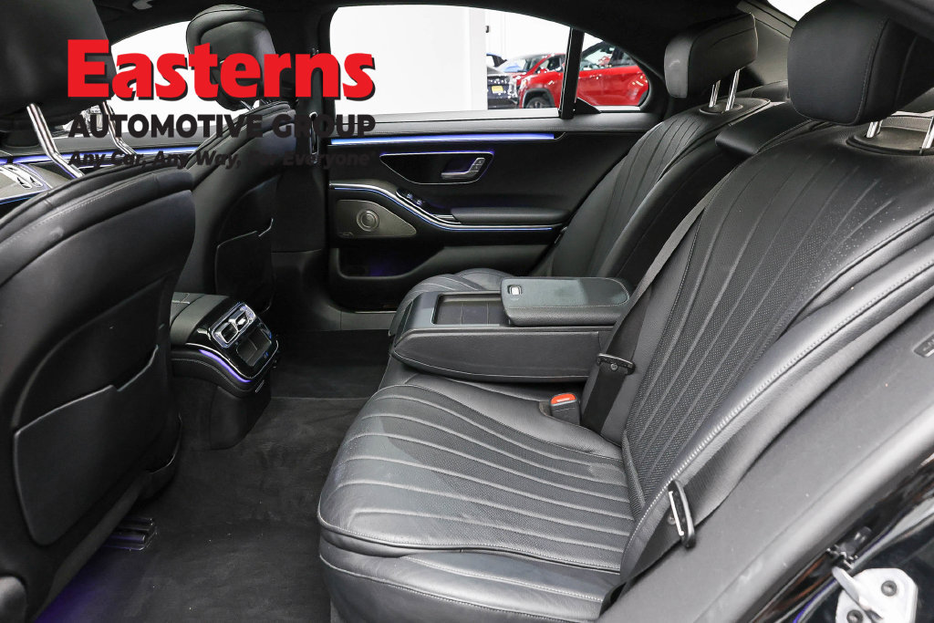 Used 2022 Mercedes-Benz S 500 4MATIC w/ AMG Line Package image 25