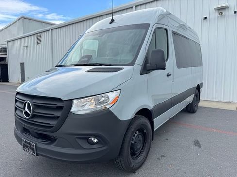 New 2025 Mercedes-Benz Sprinter 2500 image 30