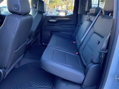 Used 2025 Chevrolet Silverado 1500 LT Trail Boss w/ Convenience Package II image 14