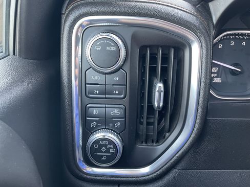 Certified 2020 GMC Sierra 1500 AT4 w/ AT4 Premium Package AWD/4WD image 38