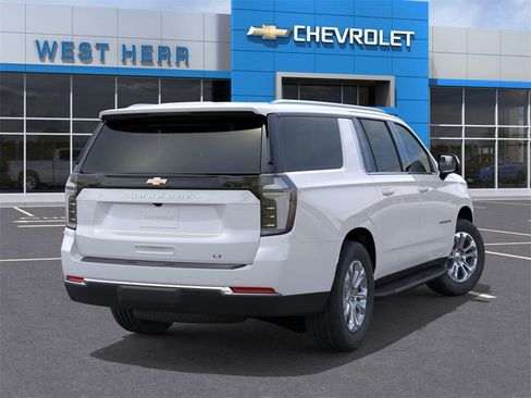 New 2026 Chevrolet Suburban LT w/ Comfort Package image 4