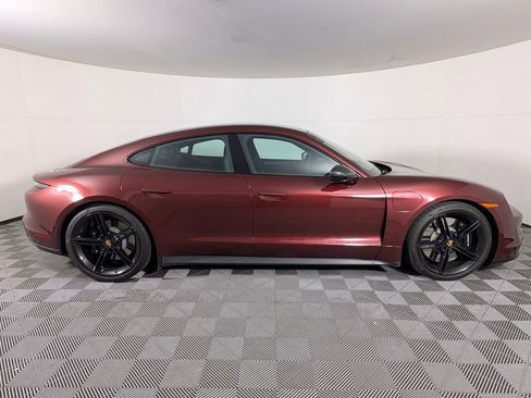 Certified 2022 Porsche Taycan 4S AWD/4WD image 8