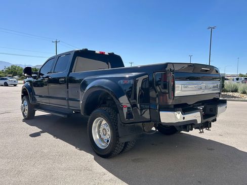 Used 2022 Ford F450 King Ranch w/ King Ranch Ultimate Package AWD/4WD image 3