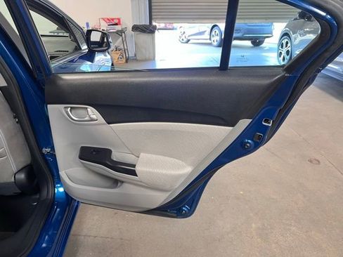 Used 2013 Honda Civic EX image 15
