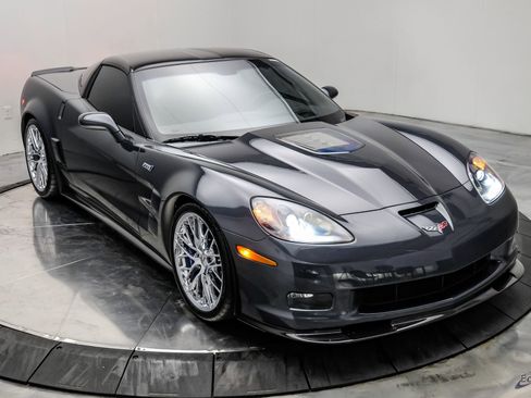 Used 2010 Chevrolet Corvette ZR1 w/ Preferred Equipment Group RWD image 28