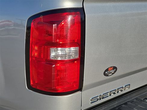 Used 2017 GMC Sierra 2500 Denali w/ Duramax Plus Package image 35